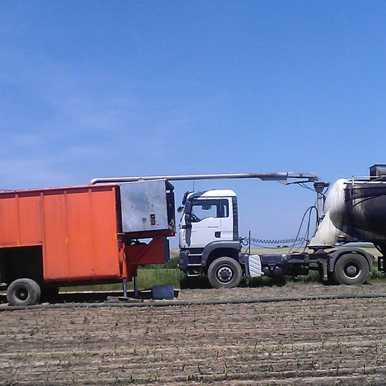 Gülleverschlauchung von Laubenbacher Agrarhandel GmbH & Co. KG